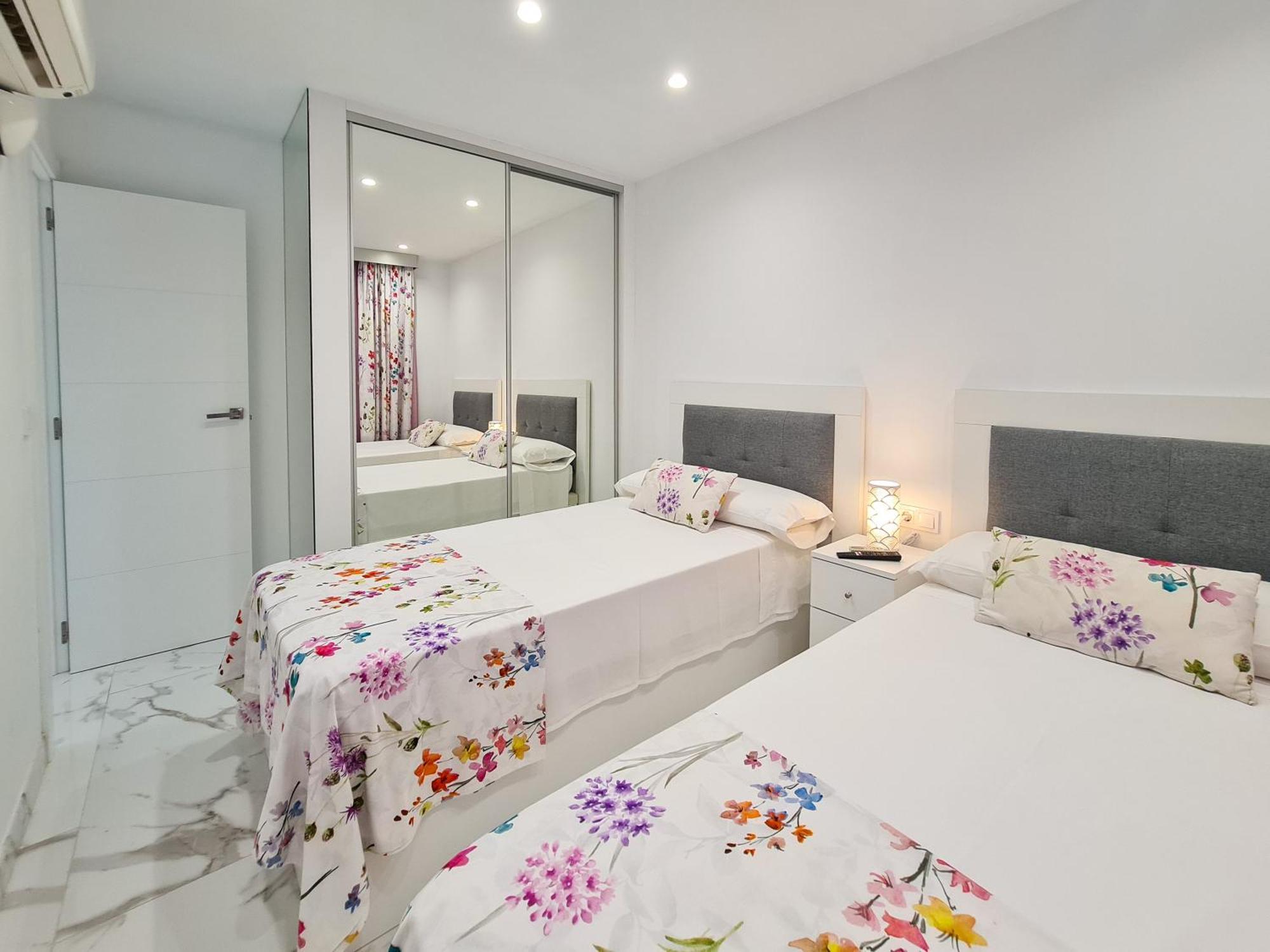 Apartamento Edificio Astoria Benidorm Eksteriør billede